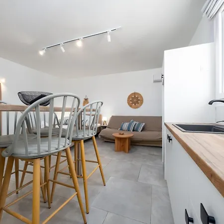 Blue View Villa #2 Luxury Sea View Mini Shared Pool Daire *