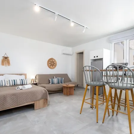 Blue View Villa #2 Luxury Sea View Mini Shared Pool Parasporos