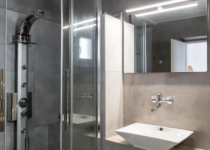 Blue View #2 Luxury Sea View Mini Shared Pool * 帕拉斯波罗斯